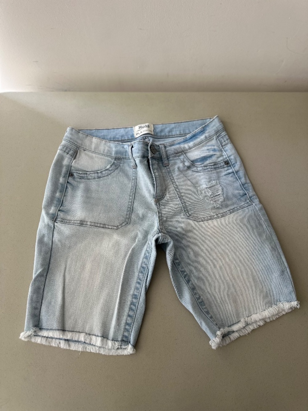 Mudd FLX Stretch Distressed Jean Shorts Size 9 Good Condition